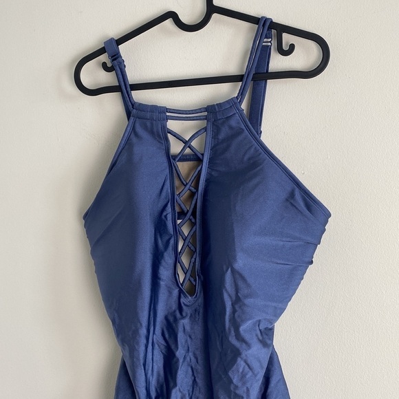 swim BY CACIQUE Hi Neck Criss Cross Front Cutout Back One Piece - Picture 3 of 6